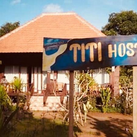 Titi Hostel Lembongan Eksteriør billede