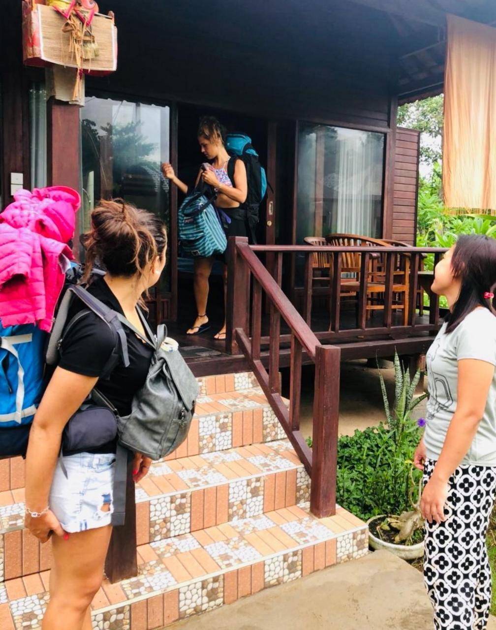 Titi Hostel Lembongan Eksteriør billede