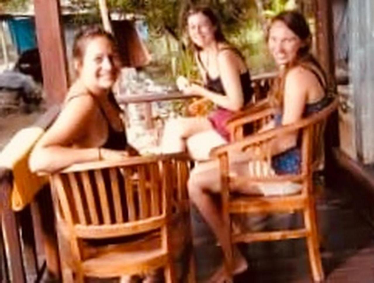 Titi Hostel Lembongan Eksteriør billede