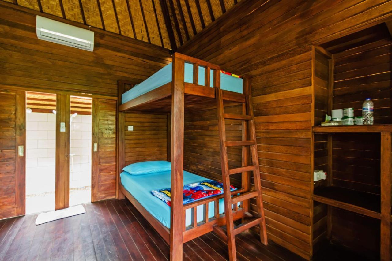 Titi Hostel Lembongan Eksteriør billede